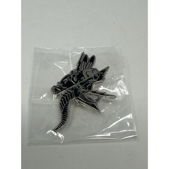 Defcon HFB FACE PIN - IN HAND & SHIPS IMMEDIATELY - Picture 1 of 2